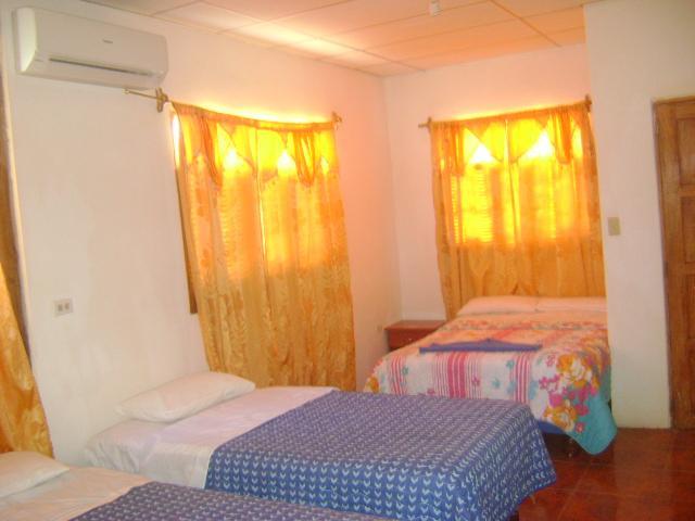 Las Gardenias Hotell Puerto Villamil Eksteriør bilde